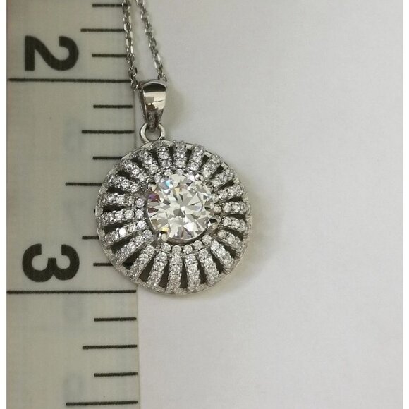 Sterling silver Sunburst pendant necklace 1.5ct central stone 🆕 - Picture 6 of 7